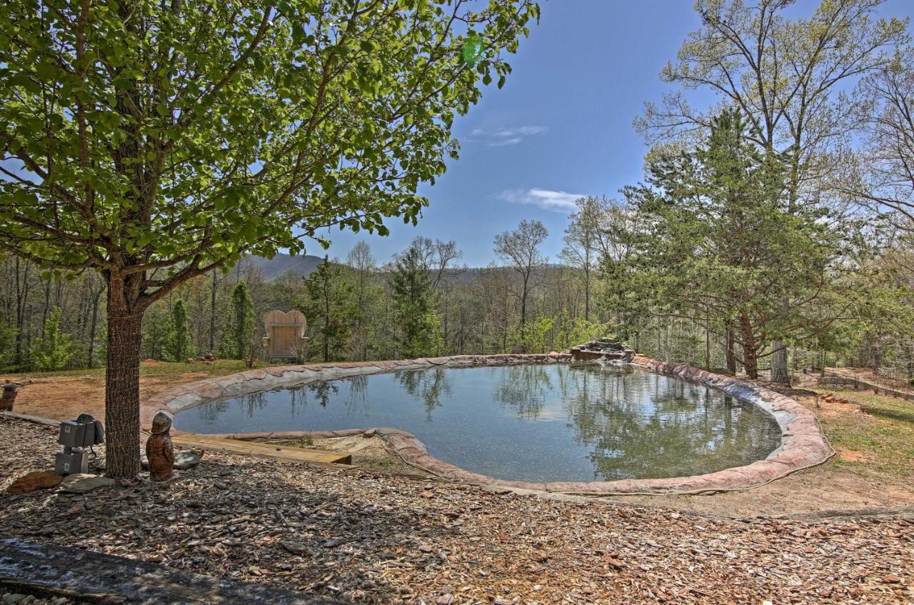 Villa Unique Murphy Retreat With Hot Tub, Pond And Waterfall Extérieur photo